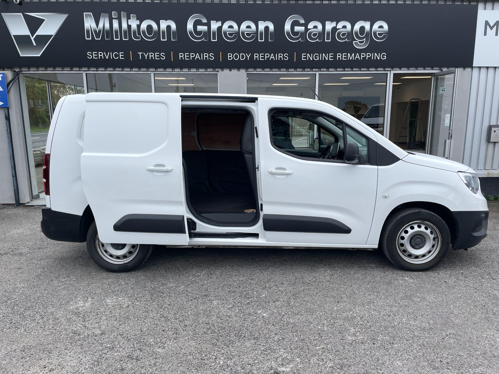 Vauxhall Combo - image 3